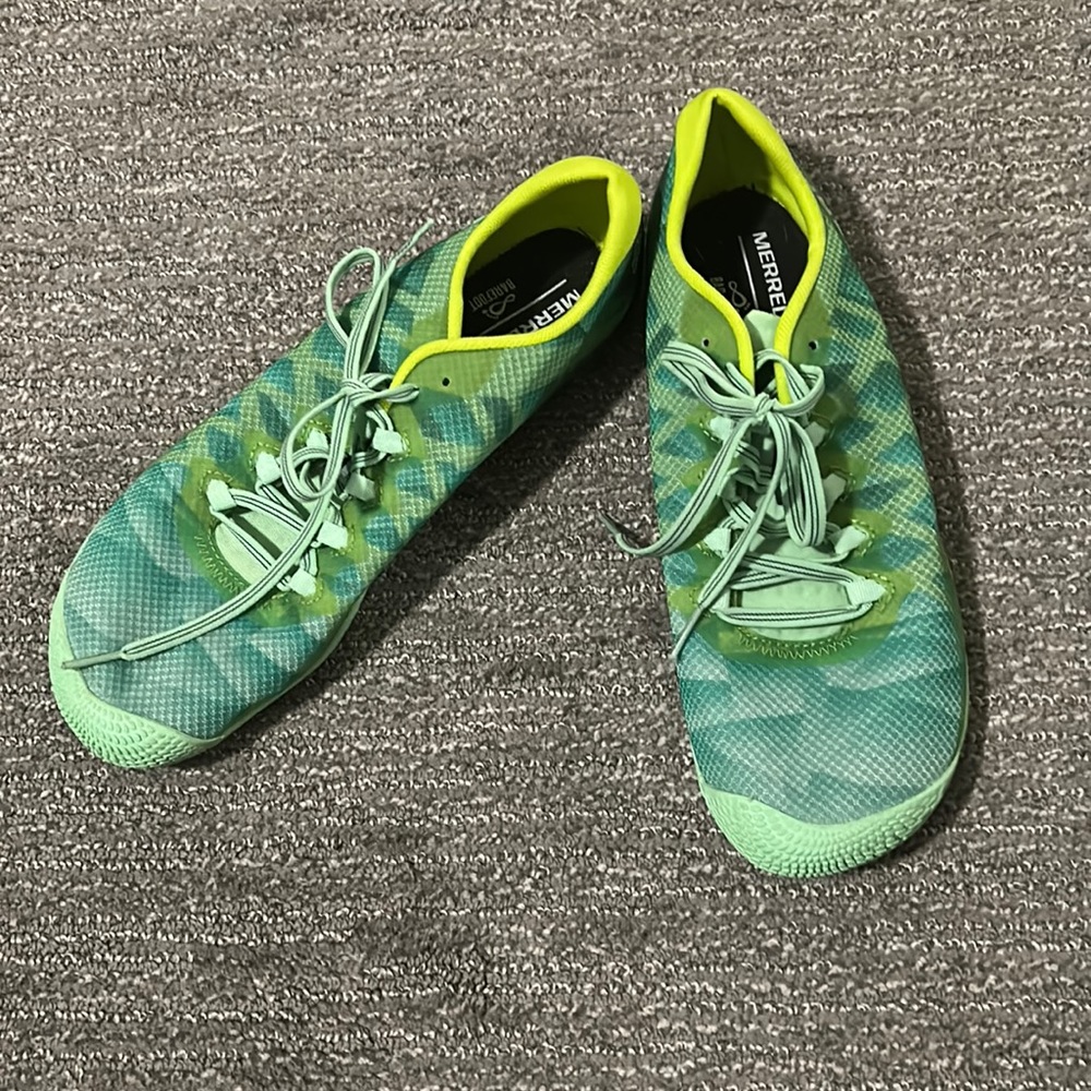 Merrell Barefoot Blue and Green Sneakers. Women’s 10.